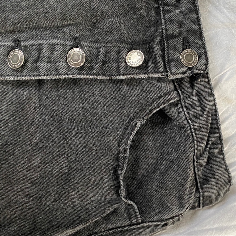 Black Denim Dark Washed Skort - Picture 3 of 3